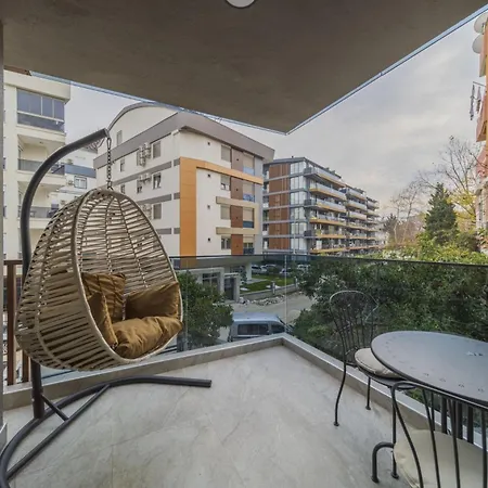 Sleek And Central In Muratpasa أنطاليا