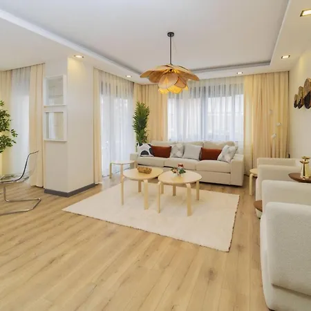 Sleek And Central In Muratpasa * Antalya