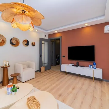 Sleek And Central In Muratpasa * Antalia